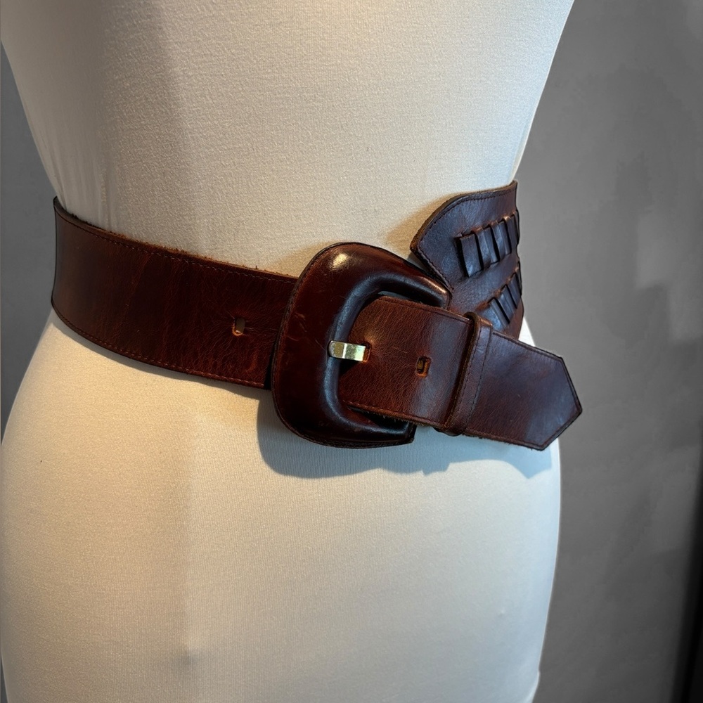 Vintage Bretton’s brown asymmetrical leather belt size small - Picture 3 of 15